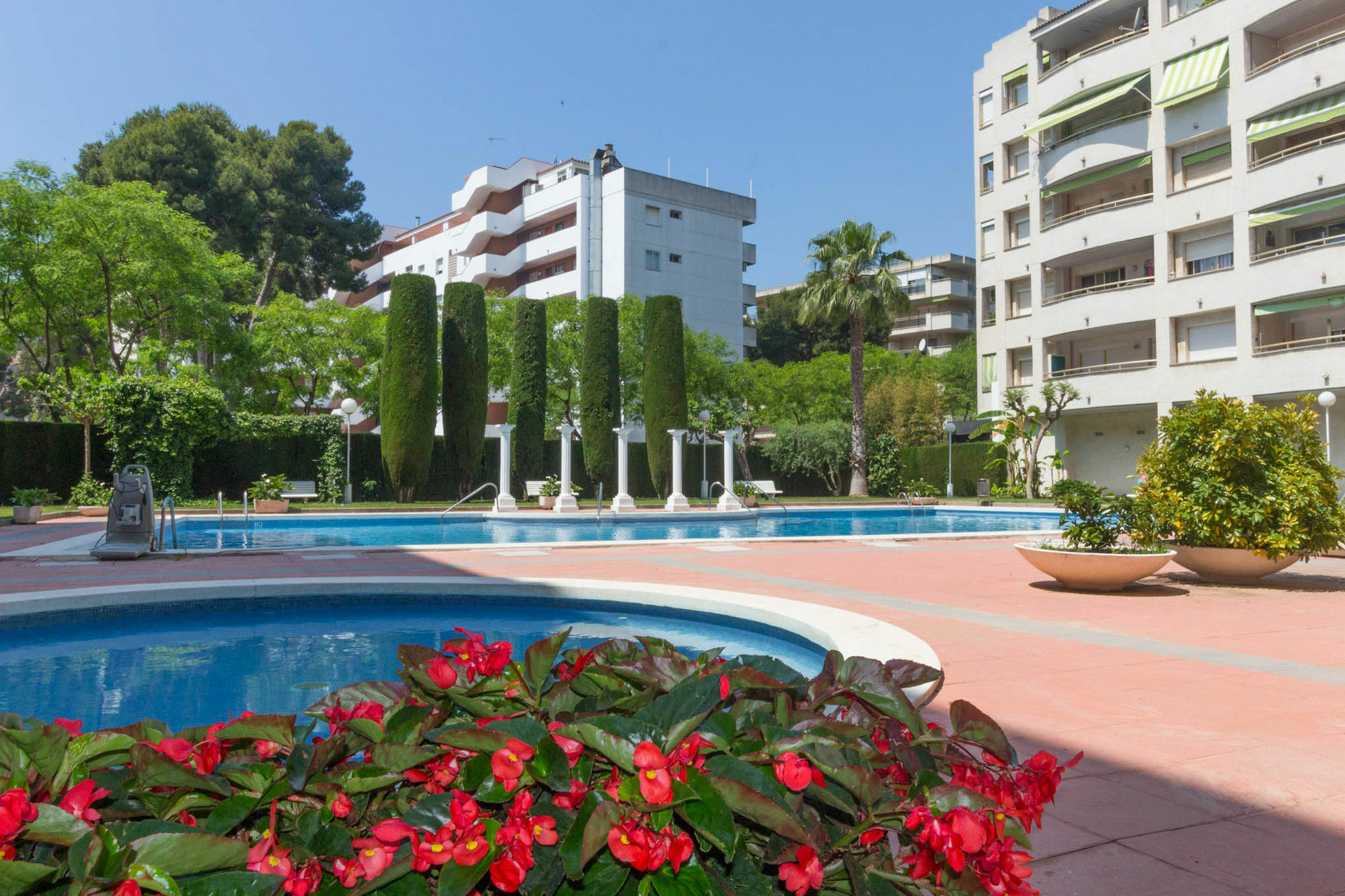 Costa Daurada Apartaments - Marathon I サロウ エクステリア 写真