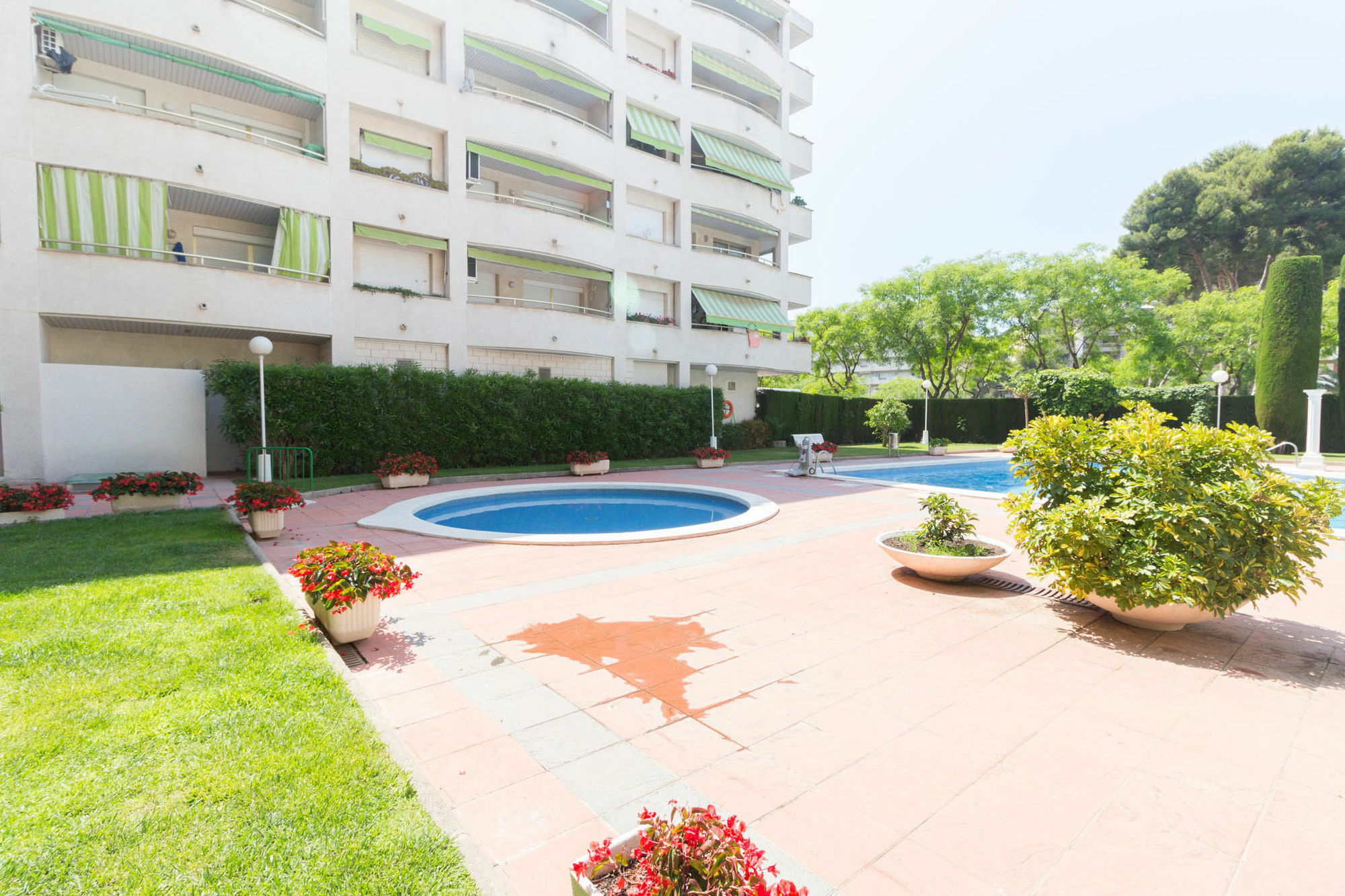 Costa Daurada Apartaments - Marathon I サロウ エクステリア 写真