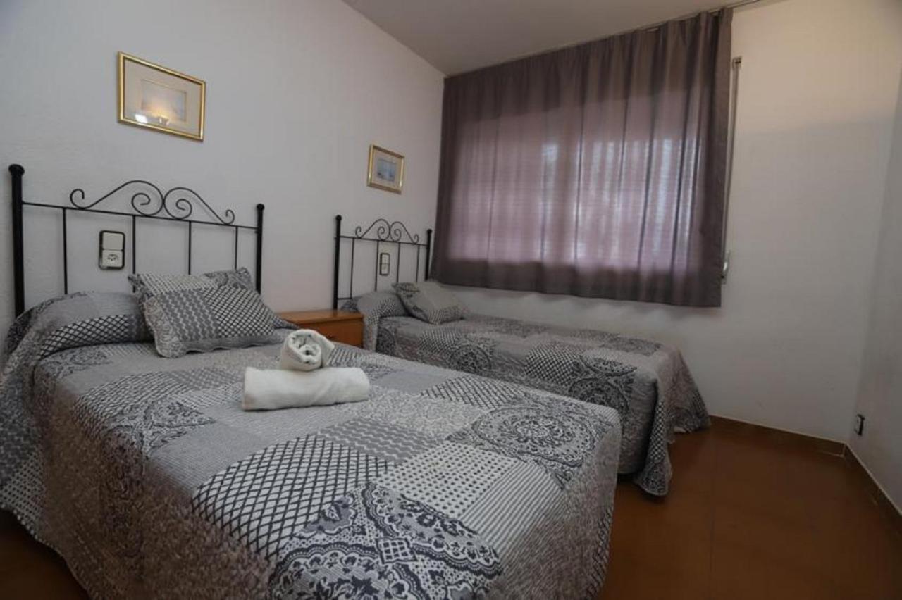 Costa Daurada Apartaments - Marathon I サロウ エクステリア 写真