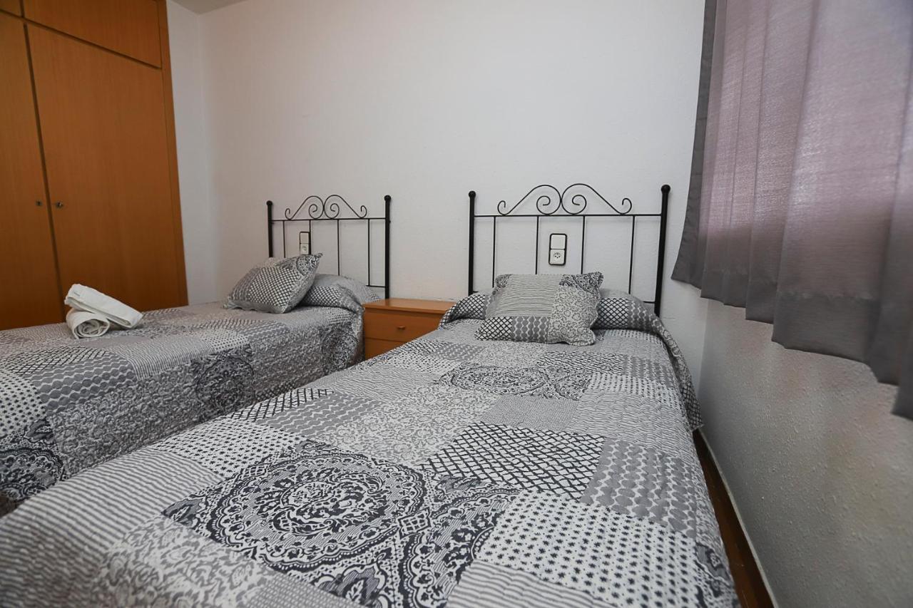 Costa Daurada Apartaments - Marathon I サロウ エクステリア 写真