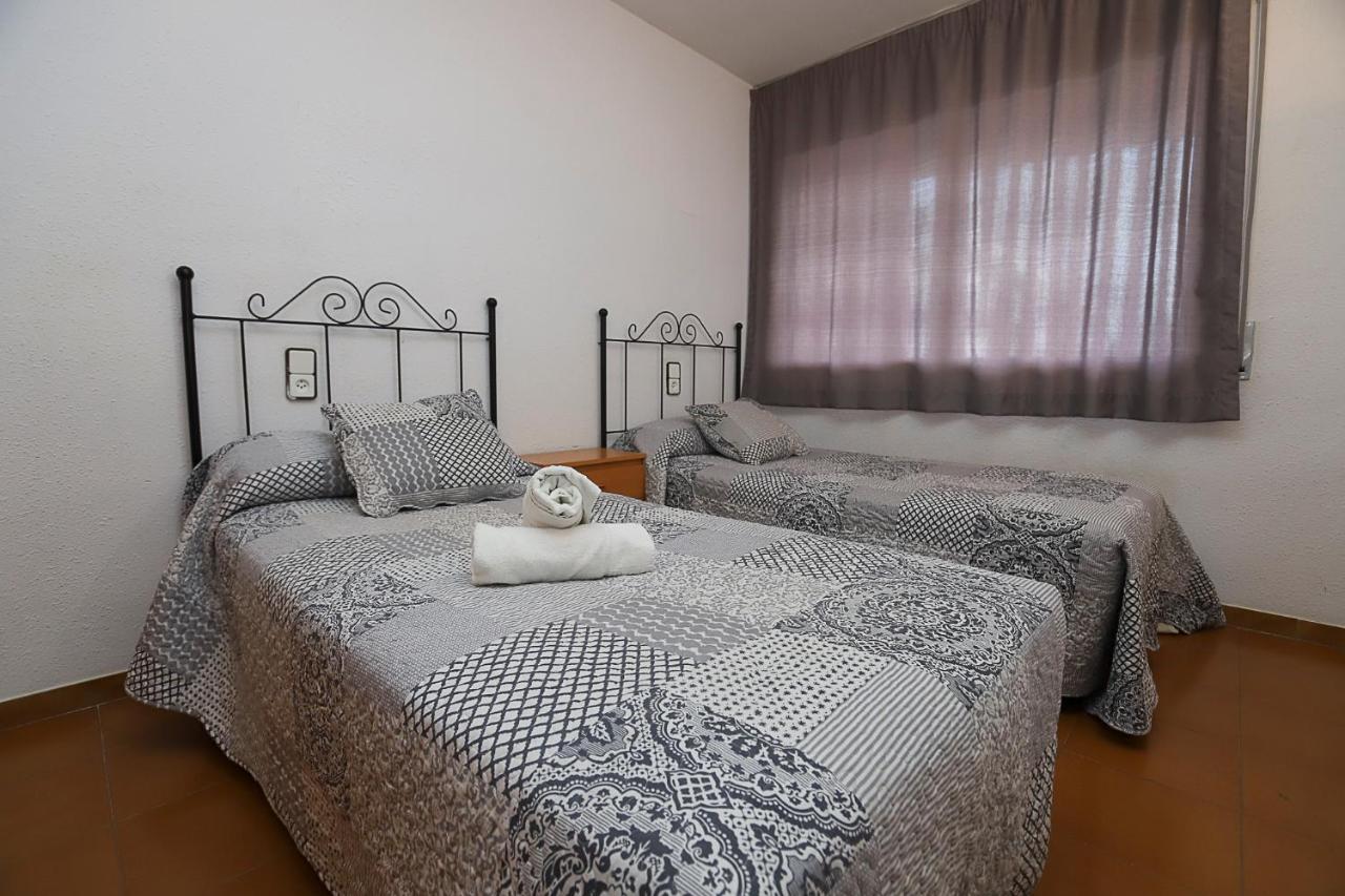 Costa Daurada Apartaments - Marathon I サロウ エクステリア 写真